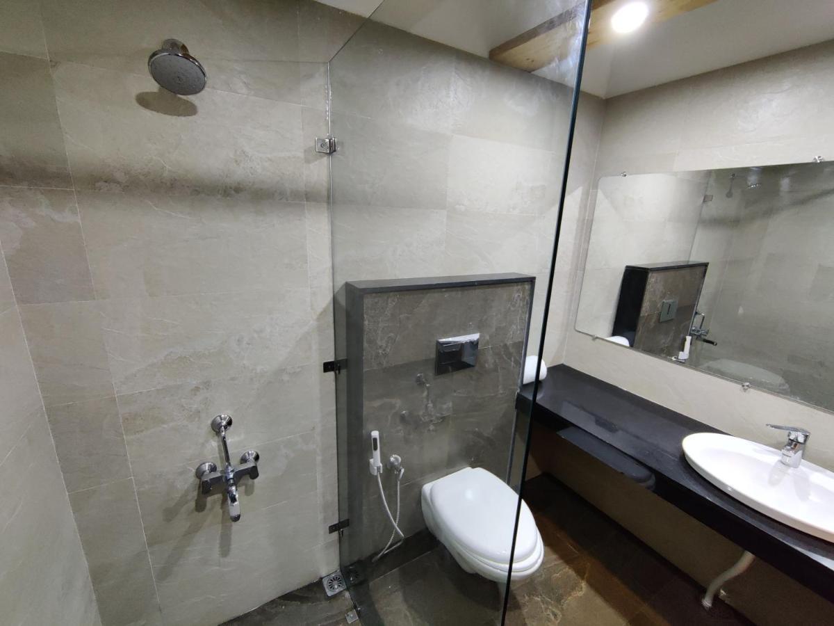 Hotel Himalayan Club Mussoorie Exterior photo